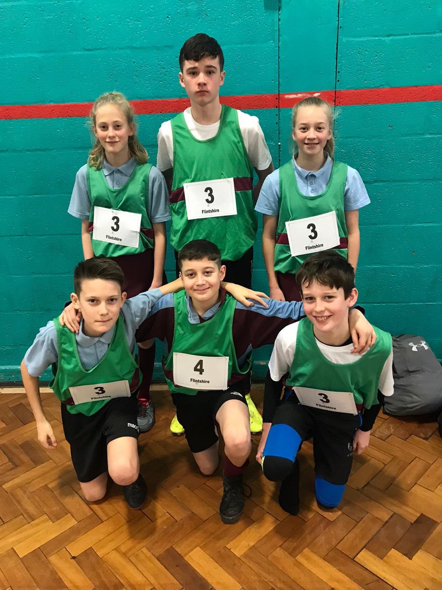 ElfedPEdept's tweet photo. Da Iawn to our cross country runners last week and well done to Holly, Ewan and Kenzie on qualifying for the next round! #TeamPE https://t.co/UNyRt54bWL