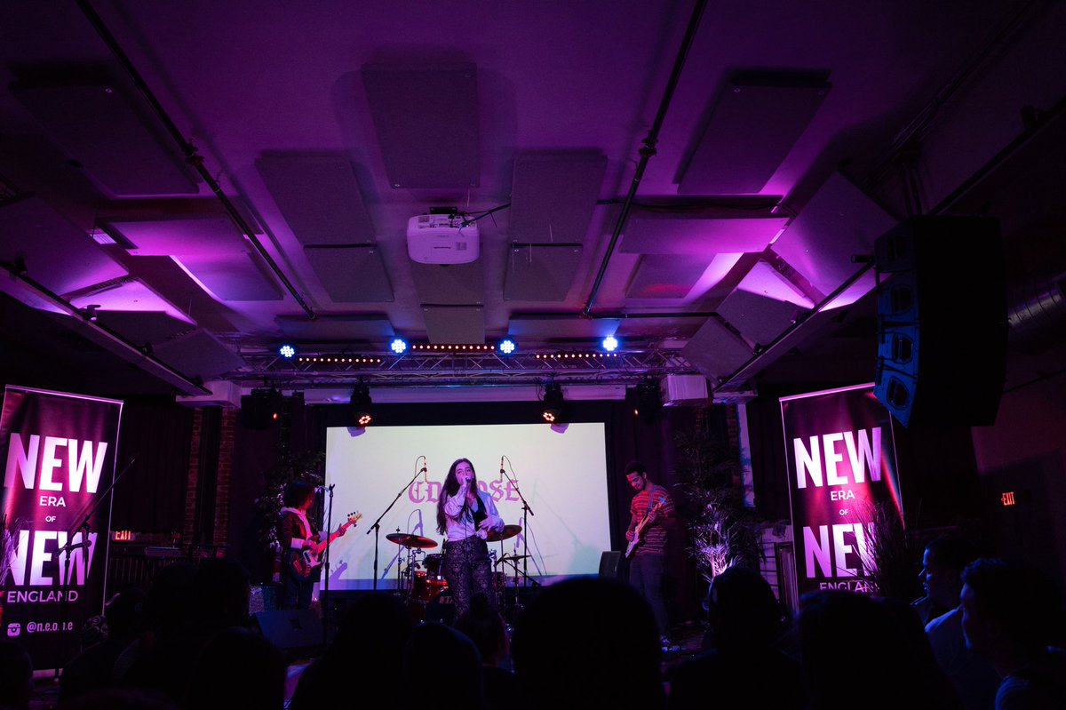 NE_ONE_'s tweet photo. @CDRose8 is amazing ‼️
#ThePurpleEarthTheoryLIVE
📸: @mariks418 https://t.co/qyD9eNa3hS