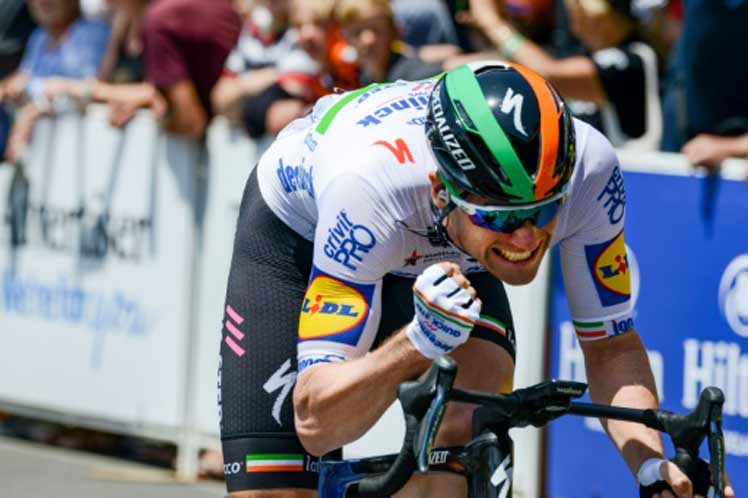 PrensaLatina_cu's tweet image. El ciclista irlandés #SamBennett #DeceuninckQuickStep ganó la primera etapa del #TourDownUnder2020 disputada con salida y llegada en Tanunda sobre 150 kilómetros. bit.ly/30Hbtt8