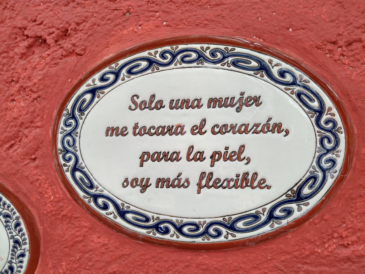 FansDeLa991's tweet photo. #CuandoLeo me doy cuenta que no tengo límites @YODEBUENAS https://t.co/xWvmvA2QOT