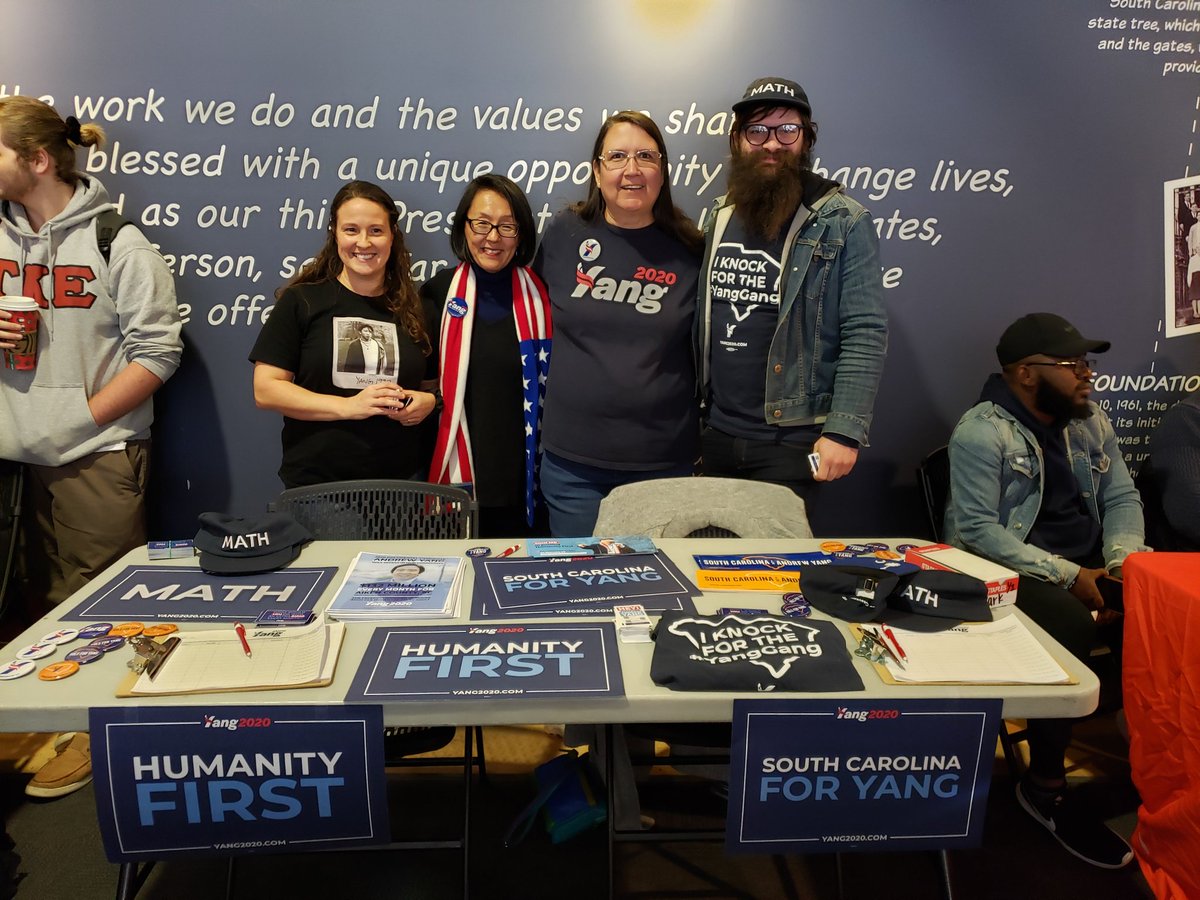 HerrinJodi's tweet photo. Great group out Yanging students at University of South Carolina Aiken. Thank you Alex, Julie, Larry, and Clara! @AndrewYang #YangGang #Yang2020 #SC4Yang https://t.co/p5bF79I0qt