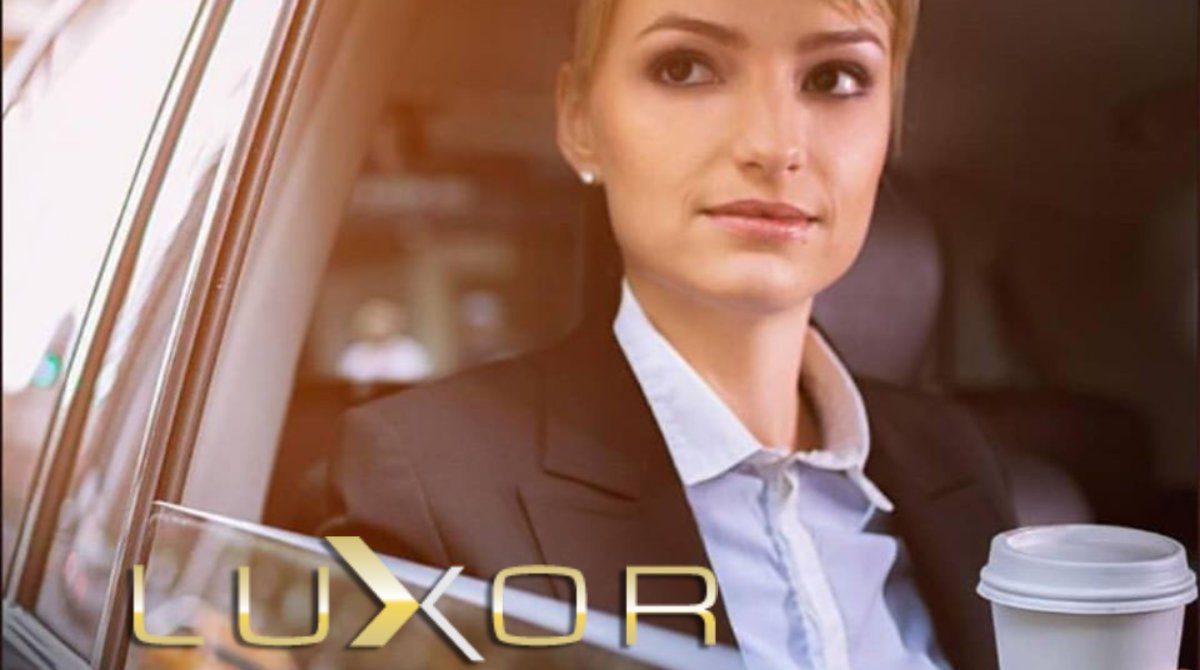 LuxorLimo's tweet photo. Between comfort and executive needs - choose Luxor Limo as the ultimate solution💼
.
Enjoy a perfect balance of personal chauffeur service and leisure business traveling.
(Book Now 📞📱)
 #luxorlimo #winterseason #executiveneeds
#professionalservices #blackcarservice #sedans https://t.co/9atTzVKIl1