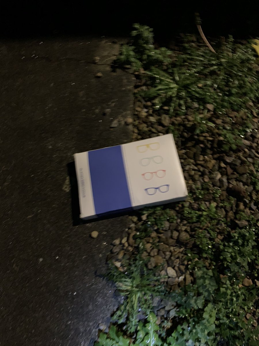 LiamOneOut's tweet photo. Hey @glasses_direct thanks for my home trial. Maybe next time use a delivery service who don’t think ‘over a fence’ is a good way to deliver a parcel in the middle of winter. #wouldhavefitthroughthepostbox https://t.co/PLPZXoMlsi
