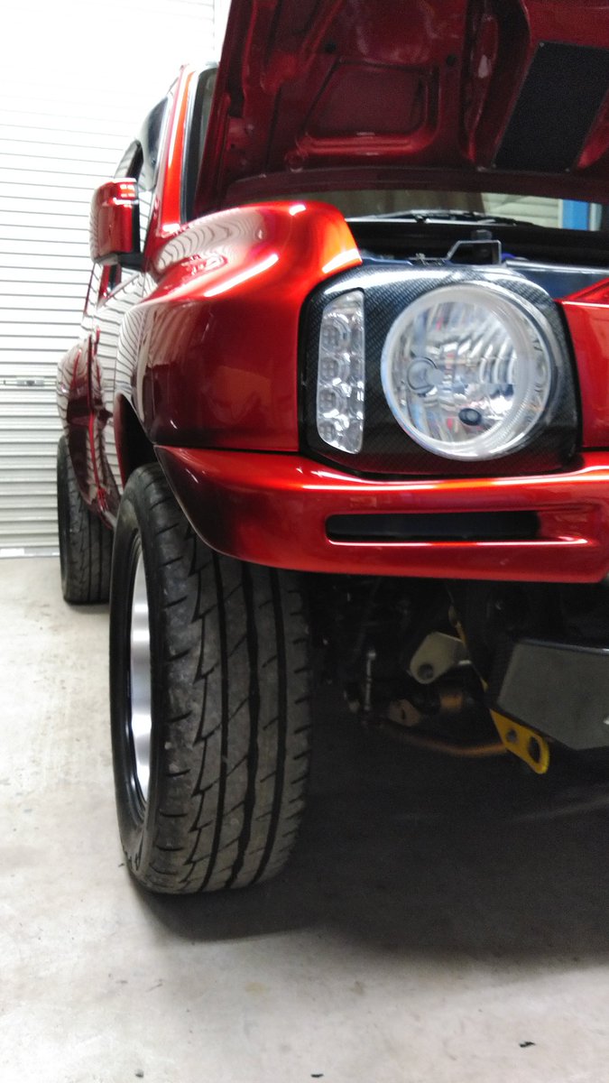 横ヒレ 株式会社rainbowauto בטוויטר 今回履いたのはアドレナリンre003の215 60r16 カタログに出てなかったから存在に気が付かなかったまま廃盤になってしまったサイズ 外径も良く 1インチ下げ ちょい上げジムニーでサーキットやるなら良い感じ リムは6jから6 5jが