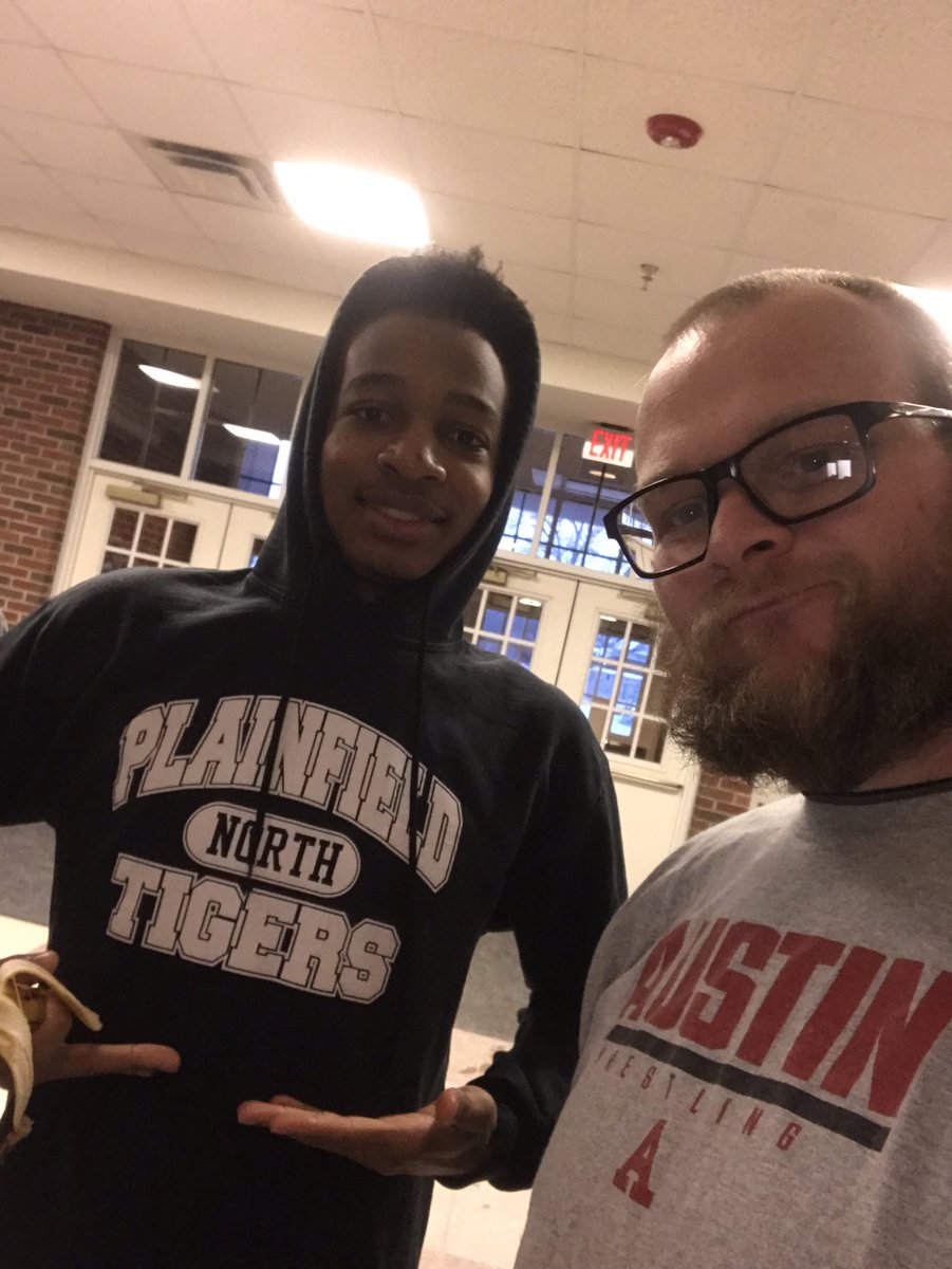 BodiCoach's tweet photo. Small world @CoachBodi .... IL to MN https://t.co/NVvjPowrq1
