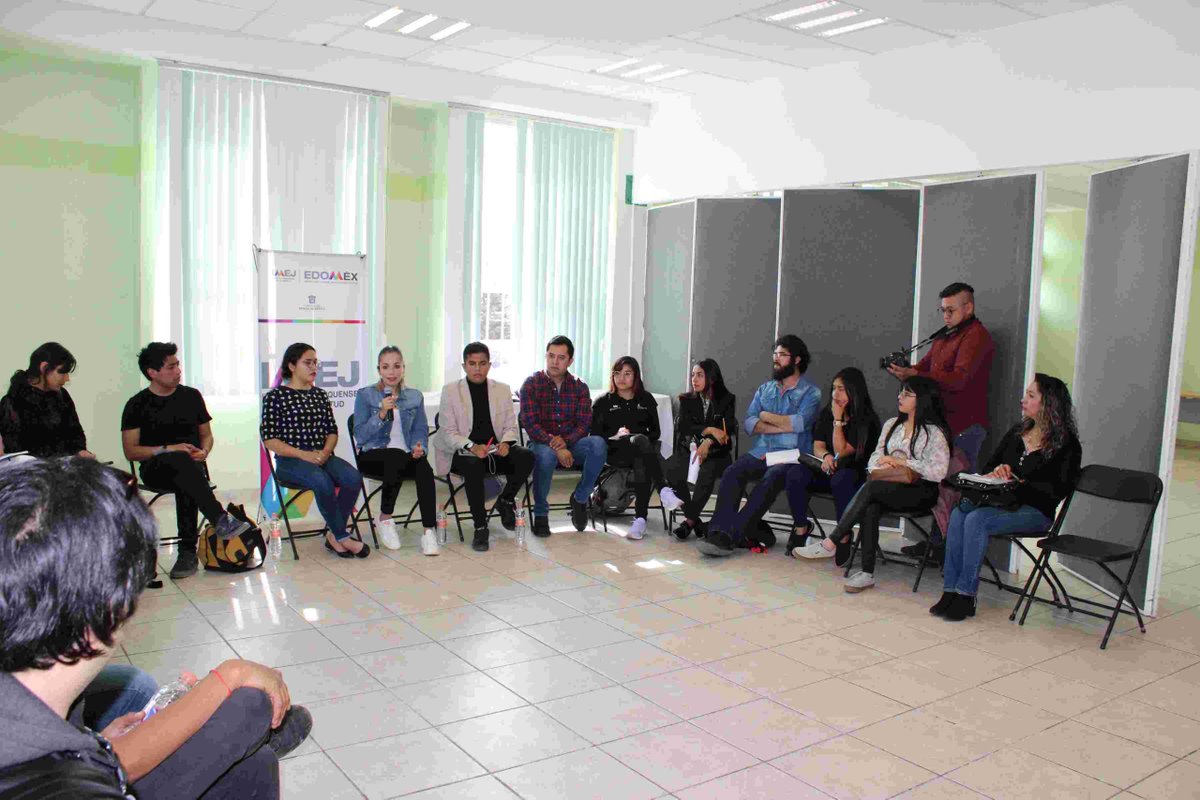 grupovolcanes's tweet photo. Establecen ayuda coordinada entre el Imej e Imjuve, a favor de los jóvenes mexiquenses.
  Buscan la recuperación de espacios públicos, la oferta de talleres y espacios para combatir y prevenir adicciones y la habilitación de espacios culturales,  #Ecate https://t.co/d2JpcqjsGH https://t.co/mV2X9RQMMV