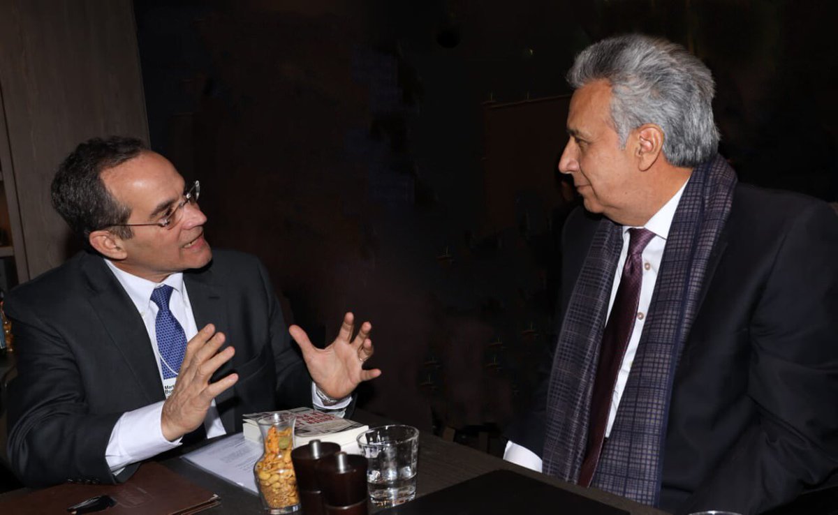 Lenín Moreno (@lenin) on Twitter photo ¡Sigue el interés por Ecuador! <a href="/martinburt/">Martin Burt</a>, CEO de <a href="/fundaparaguaya/">Fundación Paraguaya</a> me ratificó que este organismo aportará con el fortalecimiento de institutos y escuelas técnicas agropecuarias para formar emprendedores rurales en el país. ¡Volvimos los ojos al campo! #EcuadorEnDavos ¡Sigue el interés por Ecuador! <a href="/martinburt/">Martin Burt</a>, CEO de <a href="/fundaparaguaya/">Fundación Paraguaya</a> me ratificó que este organismo aportará con el fortalecimiento de institutos y escuelas técnicas agropecuarias para formar emprendedores rurales en el país. ¡Volvimos los ojos al campo! #EcuadorEnDavos