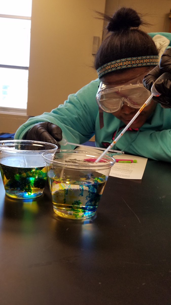 MsRSpencer's tweet photo. Exploring how molecules move differently in hot water and cold water. So many lessons in these beautiful swirls. I love this lab! https://t.co/AHyoS4qtR3