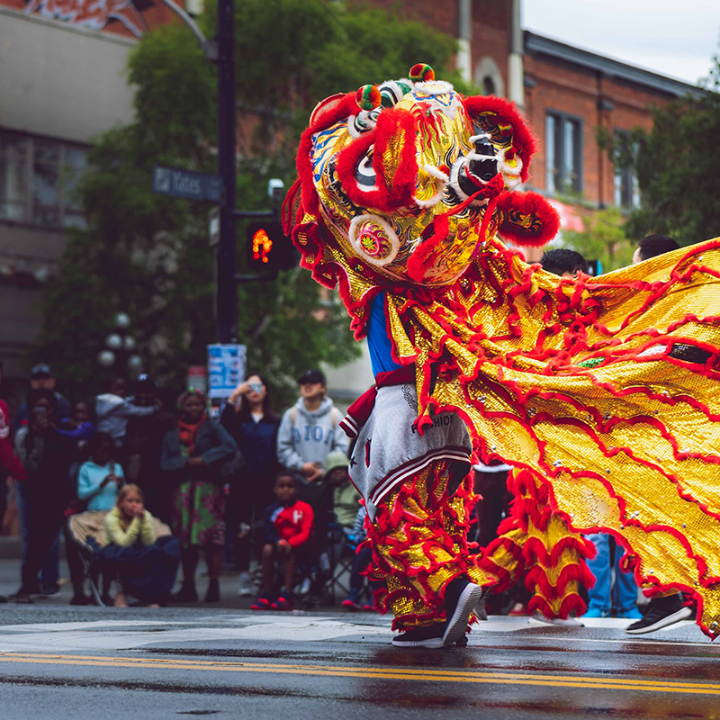 It's always wonderful to see the festivities in the city for Chinese New Year. Visit our stories to find an event near you: ow.ly/hbrn50y1ppn