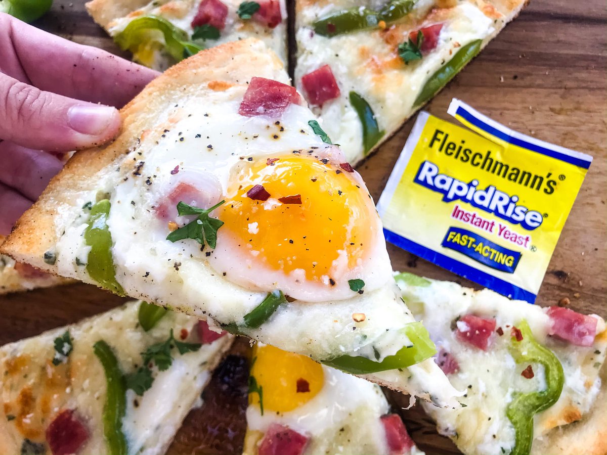 3olivesbranch's tweet photo. Denver Omelet Pizza ready in just 30 min with homemade crust ft Fleischmanns Yeast! Full of ham, green bell pepper, and eggs! Recipe > https://t.co/Zsu5LdYH2i #ad #homemadepizza #homemadepizzacrust #homemadebaking #bakefromscratch https://t.co/aUupCywPVF