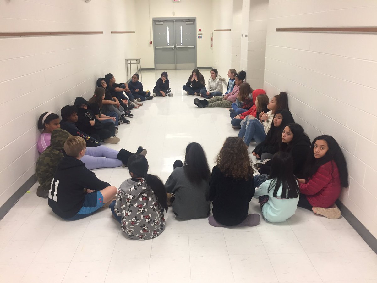 WynPayton's tweet photo. Every Friday our 6th grade teams use circles to draw closer to one another, build community, and to give students a voice! This investment has made a huge impact in all our lives! #alsrocks https://t.co/q9Ly5l9xzW
