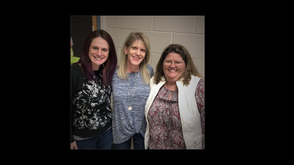 Msuyoung's tweet photo. While visiting JMS and asking about something good, was excited to learn about Mrs. Washburn’s use of FlipGrid to give students a chance to teach their peers. #showmesomethinggood #pumpupthejam #beinspired #flipgridrocks https://t.co/B6OBCdsYZw