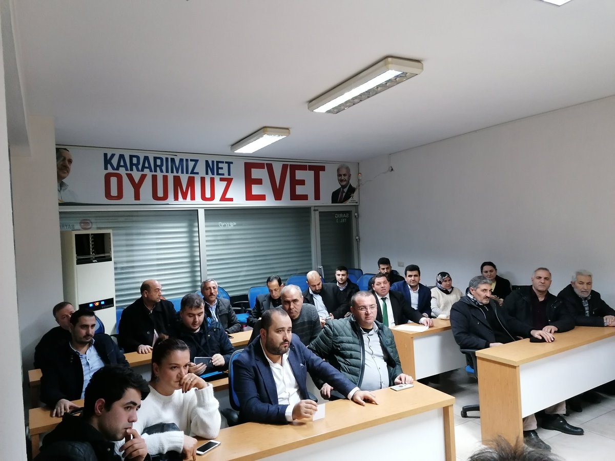 halilpolatizmir's tweet photo. Haftalık Olağan Yönetim Kurulu Toplantımızı gerçekleştirdik.
Hayata geçireceğimiz programların istişaresini yaptık.
Aldığımız kararların hayırlara vesile olmasını diliyorum

@KSurekli @avhamzadag @erkankandemir @nailkocabas35 @akpartiizmir @Akparti https://t.co/ivkcfBYoHO