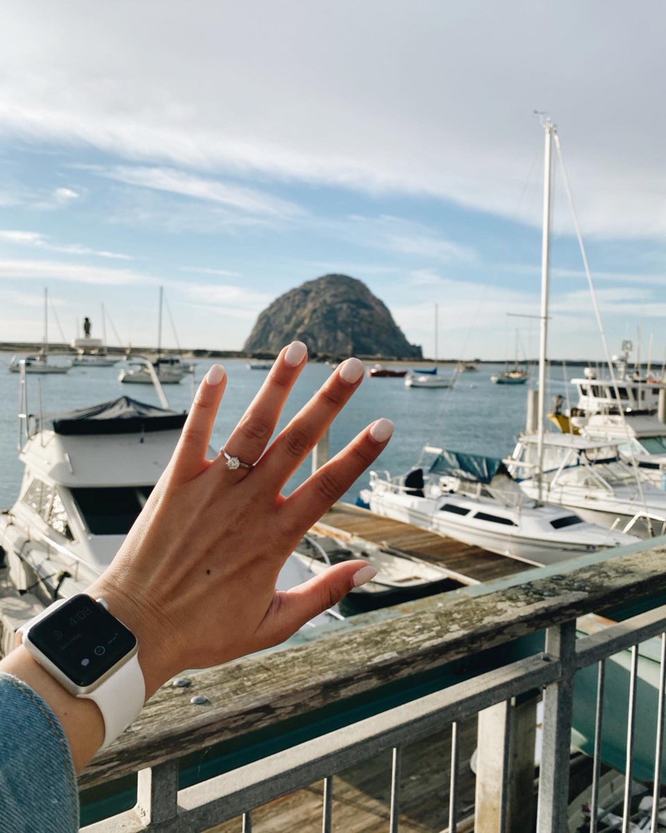 kell_bielanski's tweet image. 1 MONTH 22 DAYS 💍✨