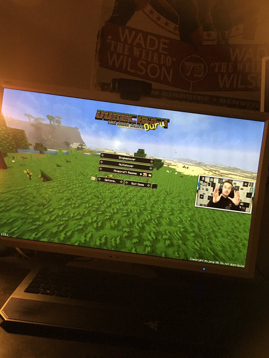 nerddenreal's tweet image. Watching the new #MinecraftProject on my new monitor 😄 @ProSyndicate