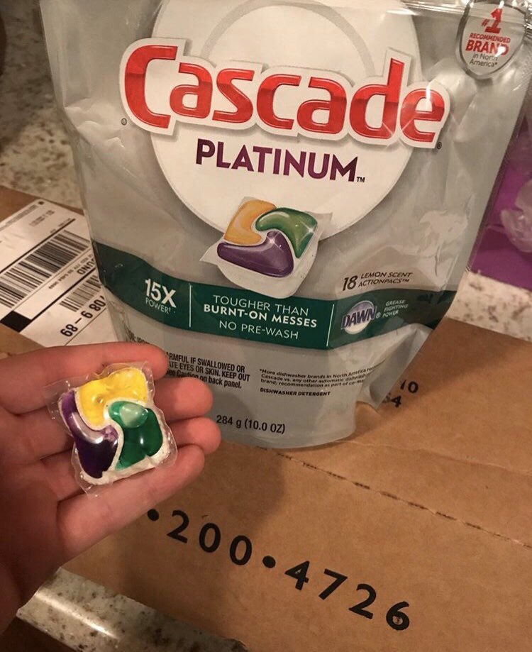 TurneyChaumont's tweet photo. We still eating these king cake flavored ones? https://t.co/5Zrk9H6Xlg