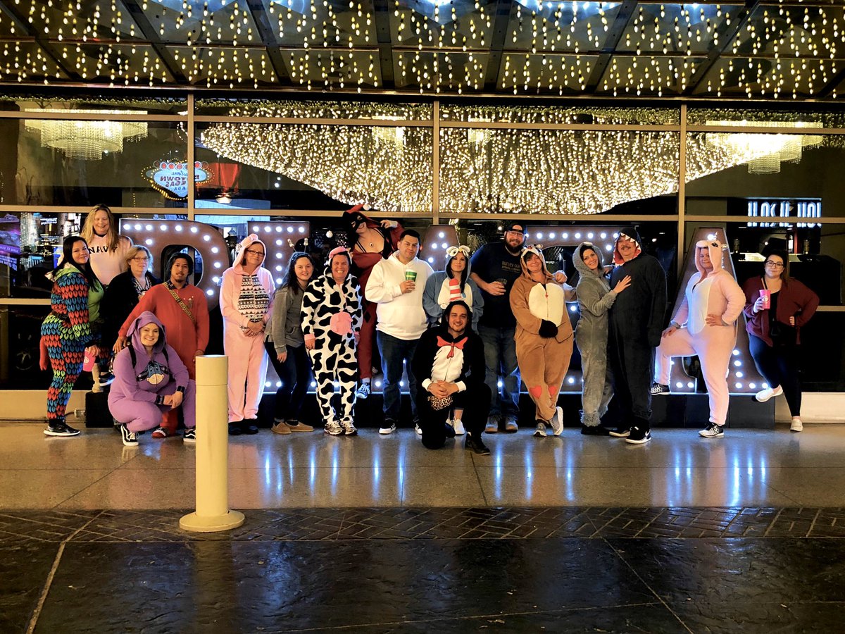 justdovely's tweet photo. Thanks for another great year @PlazaLasVegas!  I can’t imagine taking our group anywhere else, already planning for next year!  #SisterReunion #PlazaRegulars https://t.co/UwvX77pCAG