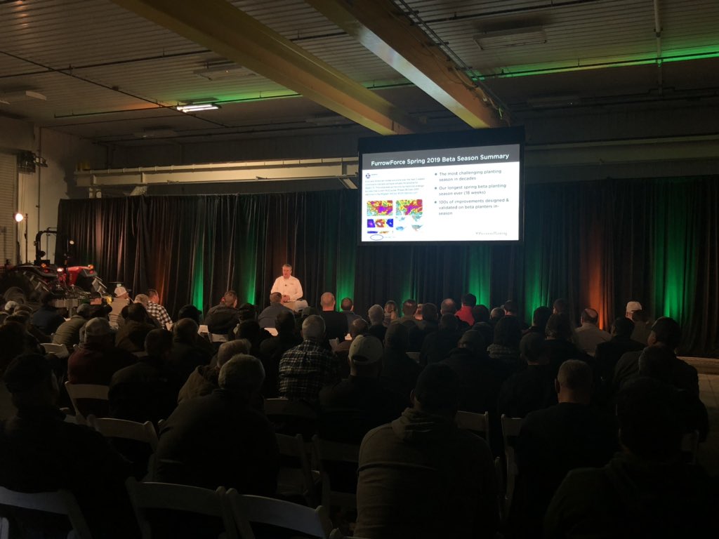 PrecisionMike82's tweet photo. 3rd Session #WinterConference2020 : @WiegandDoug & @William_E_Frank talking The Agronomic Impact of Soil Density. 2019 proved to be the most difficult, longest season creating challenges never seen before! Managing the planter pass has never been more important! @precisionplant https://t.co/N9IAXRvIdE