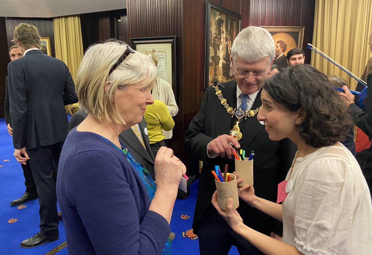 cwpluscharity's tweet photo. Really exciting to launch our Community Bridge project with the #RBKCMayor this evening - an initiative we've been working on to bring the benefits of our wonderful #ArtsforAll projects to the wider community. An opportunity for everyone to try out some of our workshops! 🎨🖌 https://t.co/GOmQmHj1mm