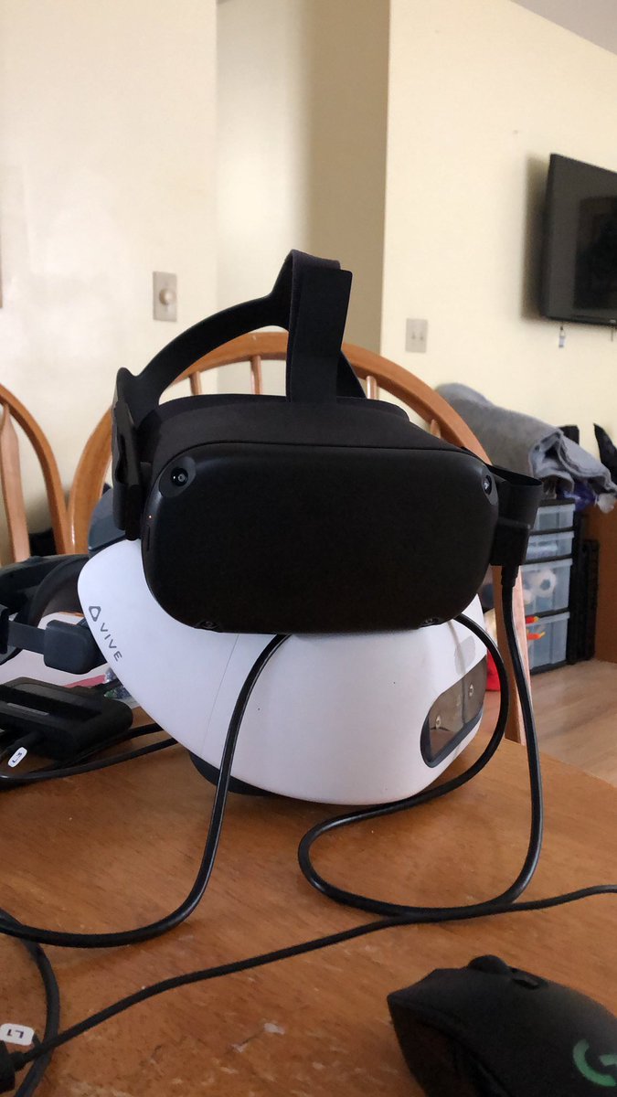 grobmVR's tweet photo. Both good headsets for VR depending your thing. #unity3d #VR #education #VRconsole #gaming #gamedev https://t.co/l8Ol67vOAU