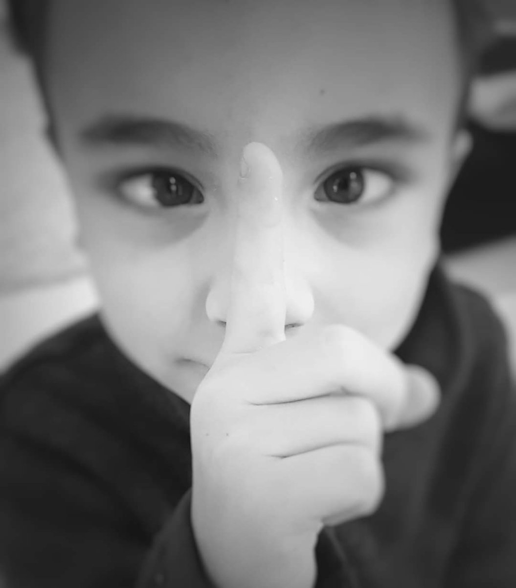 romerco's tweet photo. PARITÉ en 2020 !!!
Depuis la création du Théâtre Poème en 1962, c'est une première ! Et j'en suis fier : Nous avons atteint la parité Femmes/Hommes au sein du Conseil d'administration, au sein des équipes administratives et au sein de notre saison artistique !!! 💃🕺🤩 https://t.co/CjehfLcwFP