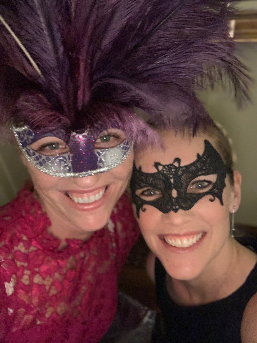 Keeping the conversation going, raising awareness, and unmasking stigma. Thank you <a href="/MasqueradeHami1/">Masquerade Hamilton</a> for this event and supporting <a href="/CMHAHamilton/">CMHA Hamilton</a> <a href="/CMHA_NTL/">CMHA National</a> 
#hamont #mentalhealth