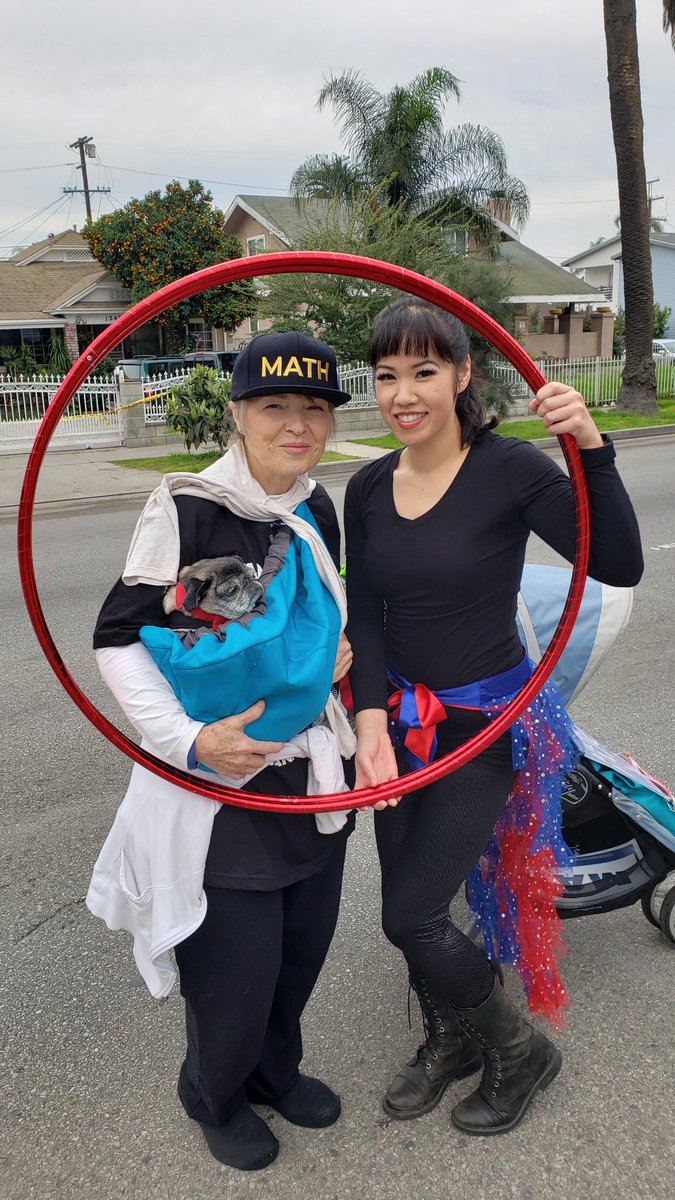 ZaylaaHoops's tweet photo. Here are some photos from my phone from yesterday's #KingdomDayParade /post parade w/some #YangGang
#MLKday #MLKforUBI #MLK4UBI #HappyKingDay #Yang2020 #AndrewYang #UniversalBasicIncome #MLKparade #MATHhat #YangGang2020 #GuarenteedMinimumIncome #MartinLutherKingDay https://t.co/fnuPEtqdW3