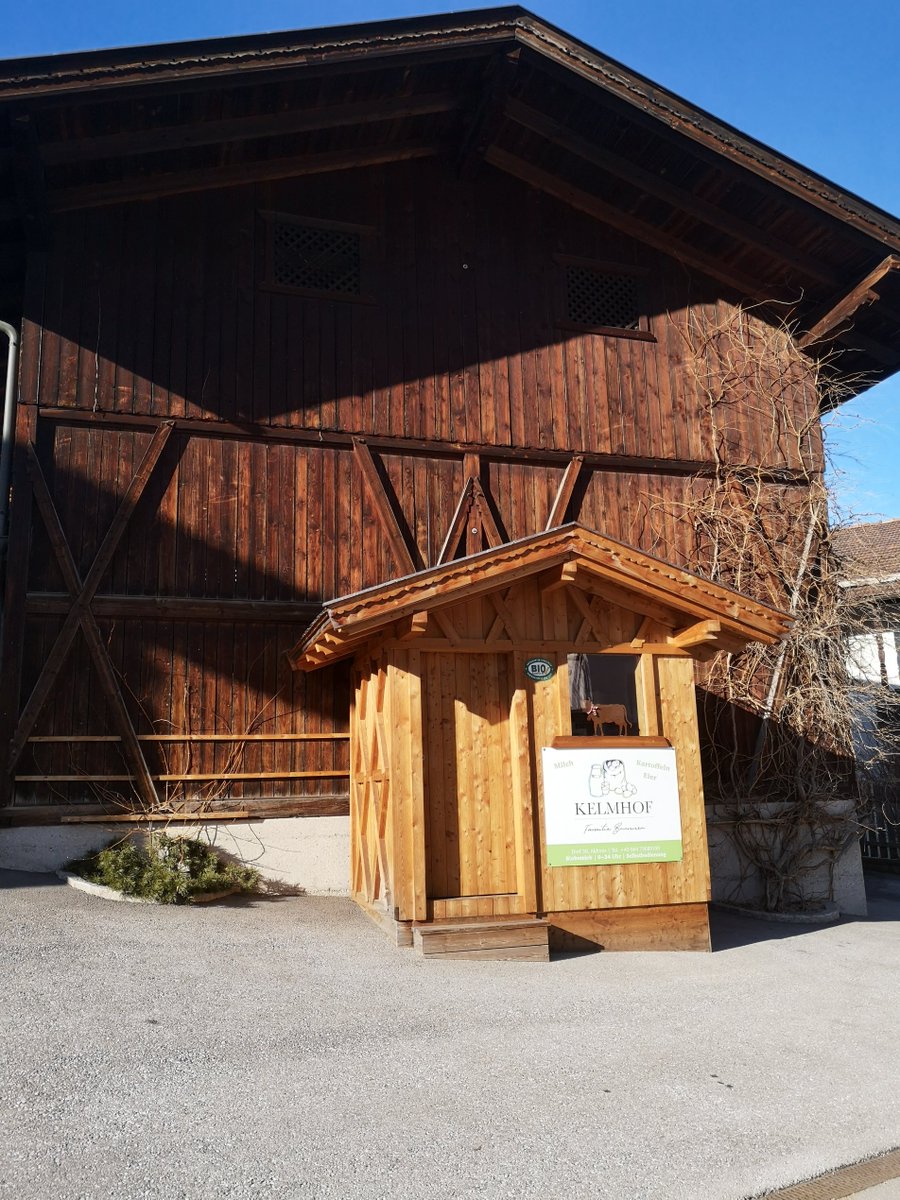 jehlicka_petr's tweet photo. Sales of great #organicfood in kiosks with #honestyboxes have recently proliferated on farms in #Tyrol, #Austria. https://t.co/otdppmCDU2