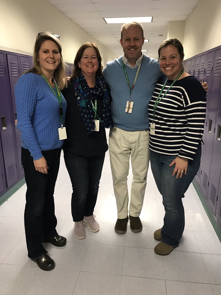 BeLikeBrit's tweet photo. Thank you to the staff at Millbury Street Elementary School in Grafton for going #BlueforBrit! Several of their children have been Britsionarys over the yearsπππΉ https://t.co/AnWQjXJJGr