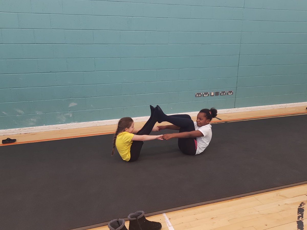 StBenedictsPS's tweet photo. P2/3 showed off their gymnastics skills in PE, this week! 🤸‍♀️🤸‍♂️ https://t.co/UHETHCu17Q