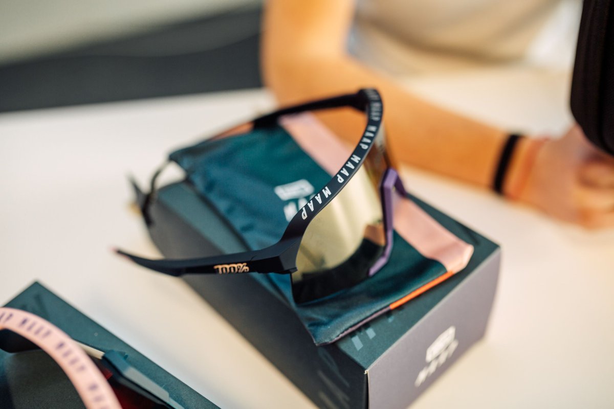 sigmasports's tweet image. Combining Australian style with Peter Sagan&apos;s eyewear provider of choice, the @maap_cc x @ride100percent Limited Edition S3 Sunglasses come in a navy blue or pink colourway.

Lucy took a closer look at them in our latest unboxing video &amp;gt; 

bit.ly/MAAP-x-100-LTD…

#BuiltByTheRide