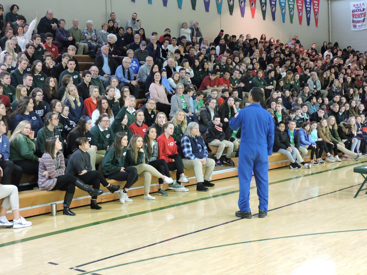 CVCS_CHSAlumni's tweet image. Congratulations &amp;amp; a HUGE thank you goes to our 2020 Distinguished Alum, Raja Chari ('95).

A grad of the U.S. Air Force Academy, MIT, U.S. Naval Test Pilot School, &amp;amp; U.S. Army Command &amp;amp; General Staff College. Raja just graduated from NASA Astronaut Training! Thanks for visiting!