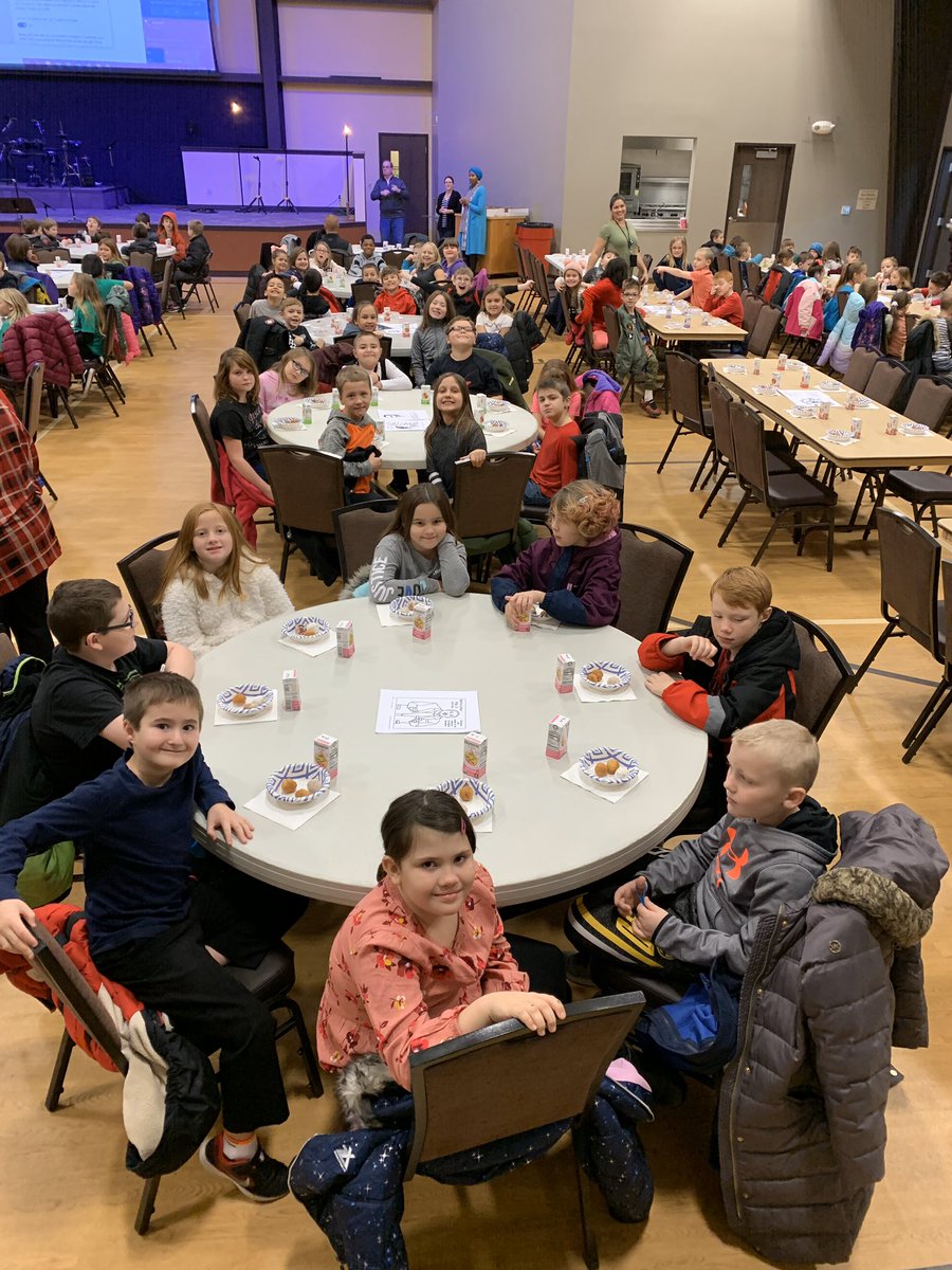 jeffersonpekin's tweet photo. 3rd grade students attend the MLK celebration at Grace United Methodist Church. https://t.co/7Of8JA5tVT