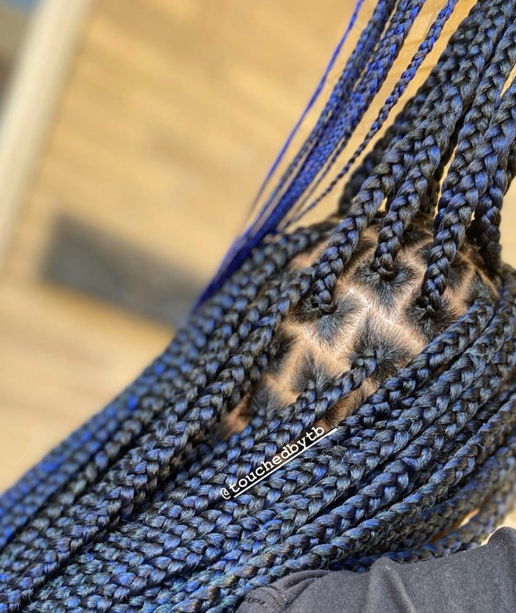 Touchedbytb_'s tweet image. Medium Knotless🥶🥶💙💙
#touchedbytb_ #layerbraids  #ezbraid  #thebraidcartel  #travelingbraider  #clevelandbraider