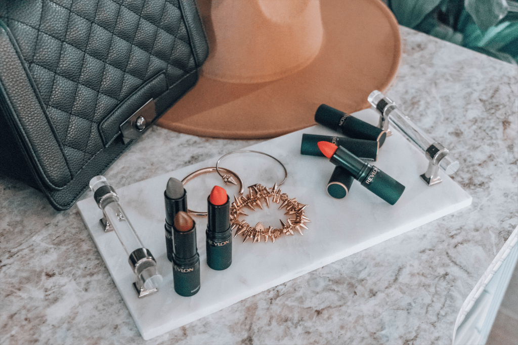 MustHeartStyle's tweet photo. The Best Drugstore Matte Lipstick https://t.co/DrzCPDi1cj https://t.co/igWKJvlhQL