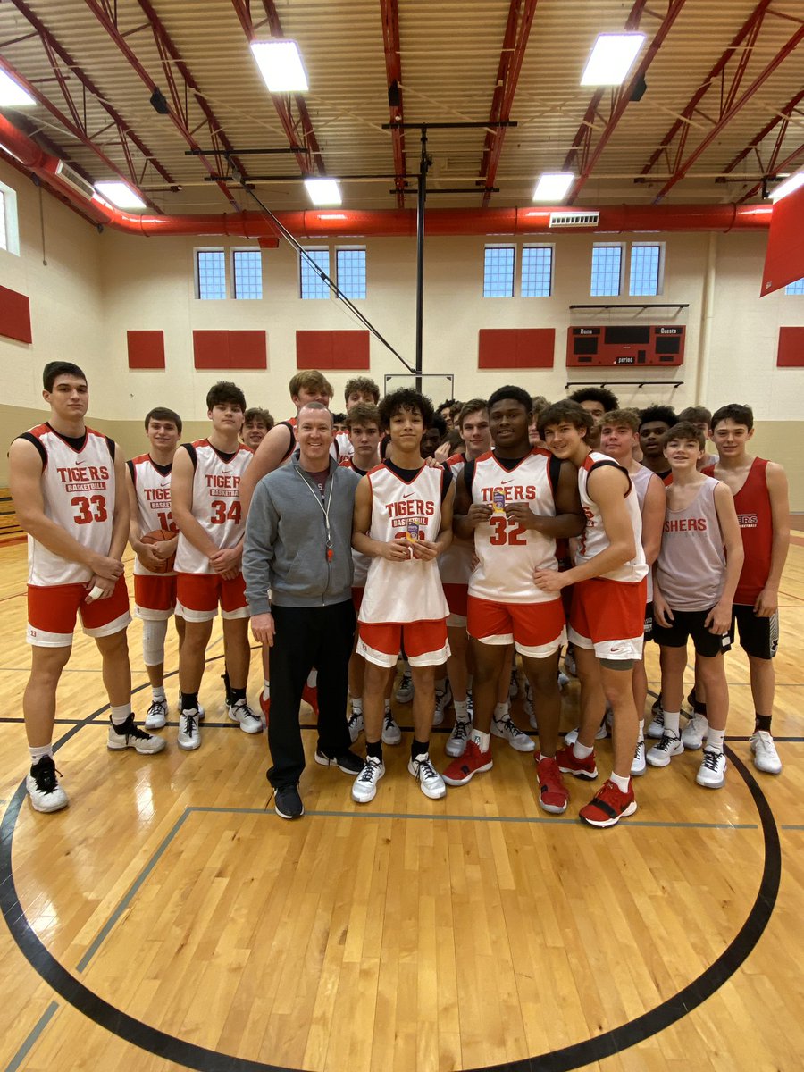 FHSTigers's tweet photo. Congratulations to Bryce Williams and Geoffrey Brown for being recognized by a game official for their character and effort. @IHSAA1 #ShowCharacter #FaceOfSportsmanship https://t.co/M1yrS7kpbo