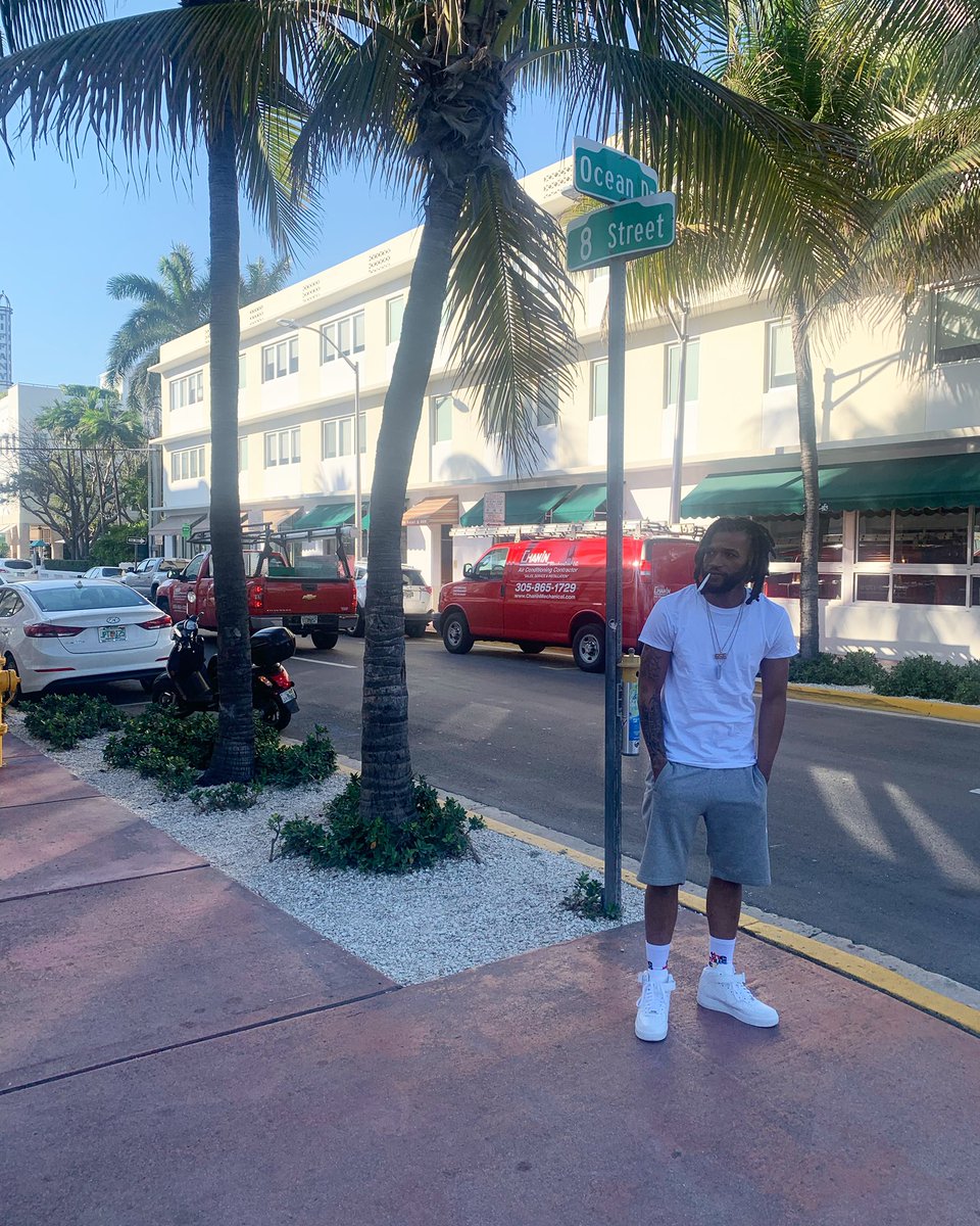 KingShugGSE_'s tweet photo. If Loving Me Hard I Apologize #OnlyDaReal #8thAndMorton https://t.co/rhv46YXjbg