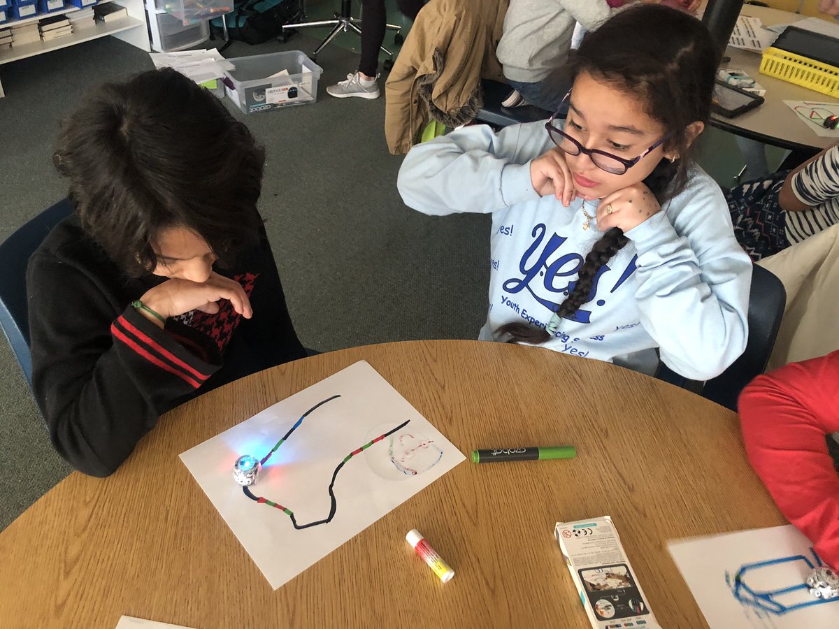 We had fun today in YES Club today coding with Ozobots!  <a href="/Ozobot/">Ozobot</a> <a href="/APS_ProjectYES/">Project Y.E.S.</a> <a href="/BarrettAPS/">KWBarrett Elementary</a>  #KWBpride <a href="/KWBTercero/">Michelle Tercero</a>
