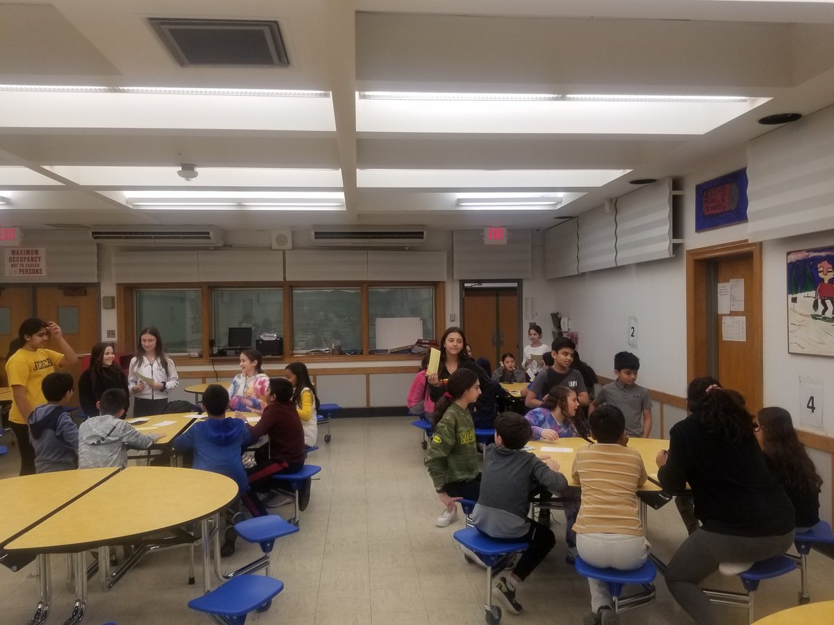 BrelandMs's tweet photo. BRAVE Ambassadors prepping last week for Mix it Up Day today and then seeing them in action for today's theme, "Twist it Up Tuesday" for #NoNameCallingWeek.

@JerichoMS @ElisawatersJMS @kerrischmitt @EveMangibin @MeredithPollack @donald_gately https://t.co/7NyioeQhsn