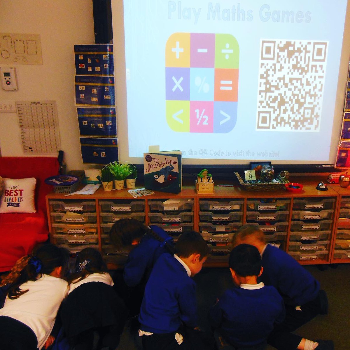Grange_School's tweet photo. Year 2 have loved using the ipads to scan QR codes in computing. We learnt how to scan the codes and why we can use them. The codes then led us to some great maths and literacy games. #bringinglearningtolife #technology4learning #numeracy https://t.co/VIJvNnhqGx