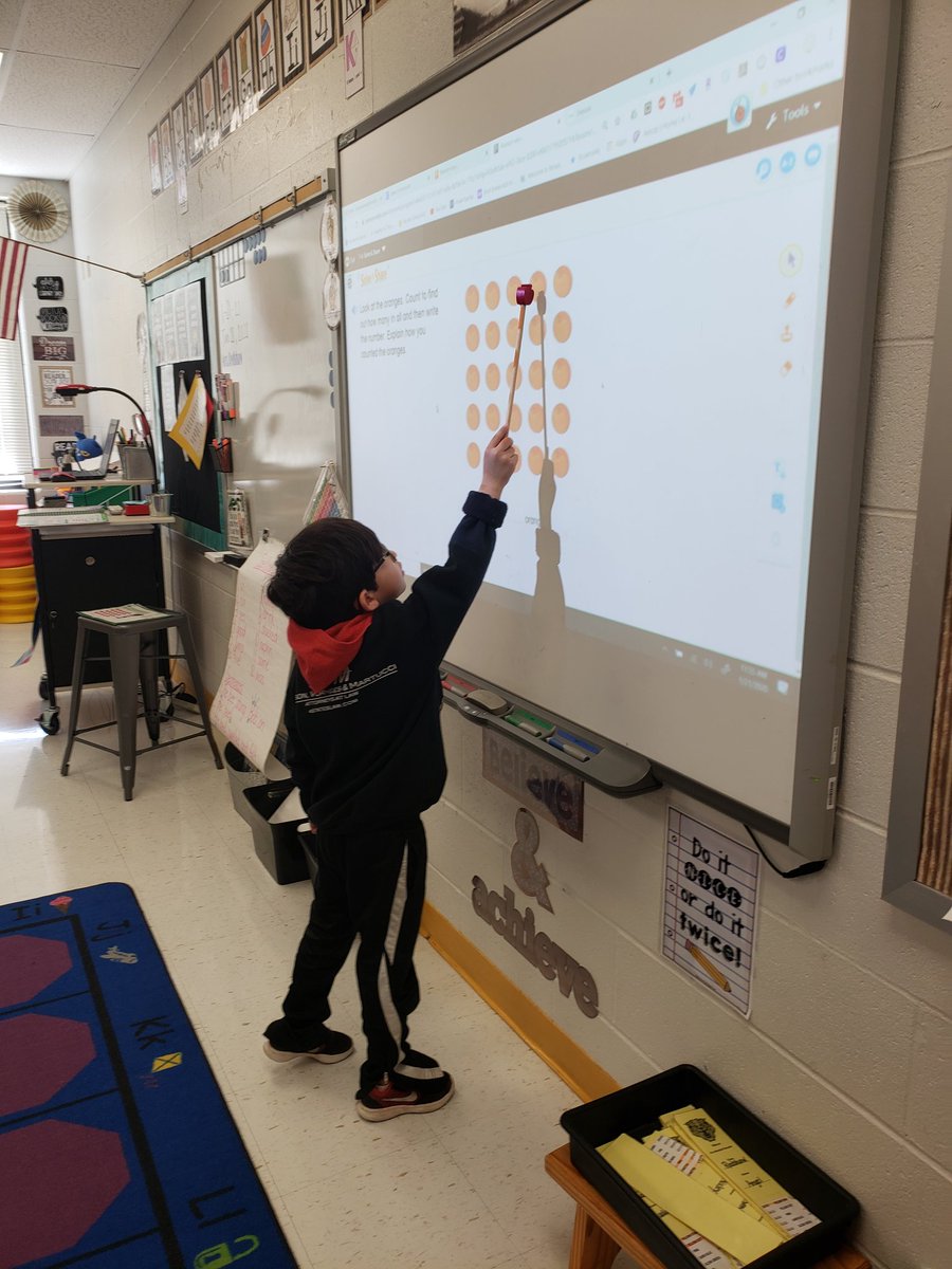 Great thinking during solve and share today! I saw some students putting what we have already learned this year to work. Exciting!!! #tweetingtuesday #envisionmath