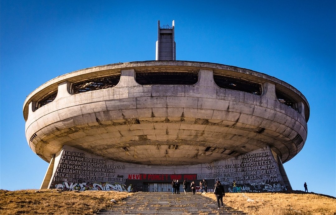 walespolecon's tweet photo. The Buzludzha Monument, described as a "memorial house of the Bulgarian Communist Party". Since 1989 and the dissolution of the People's Republic of Bulgaria it has been stripped and left to decay. https://t.co/fZIngyoj8C