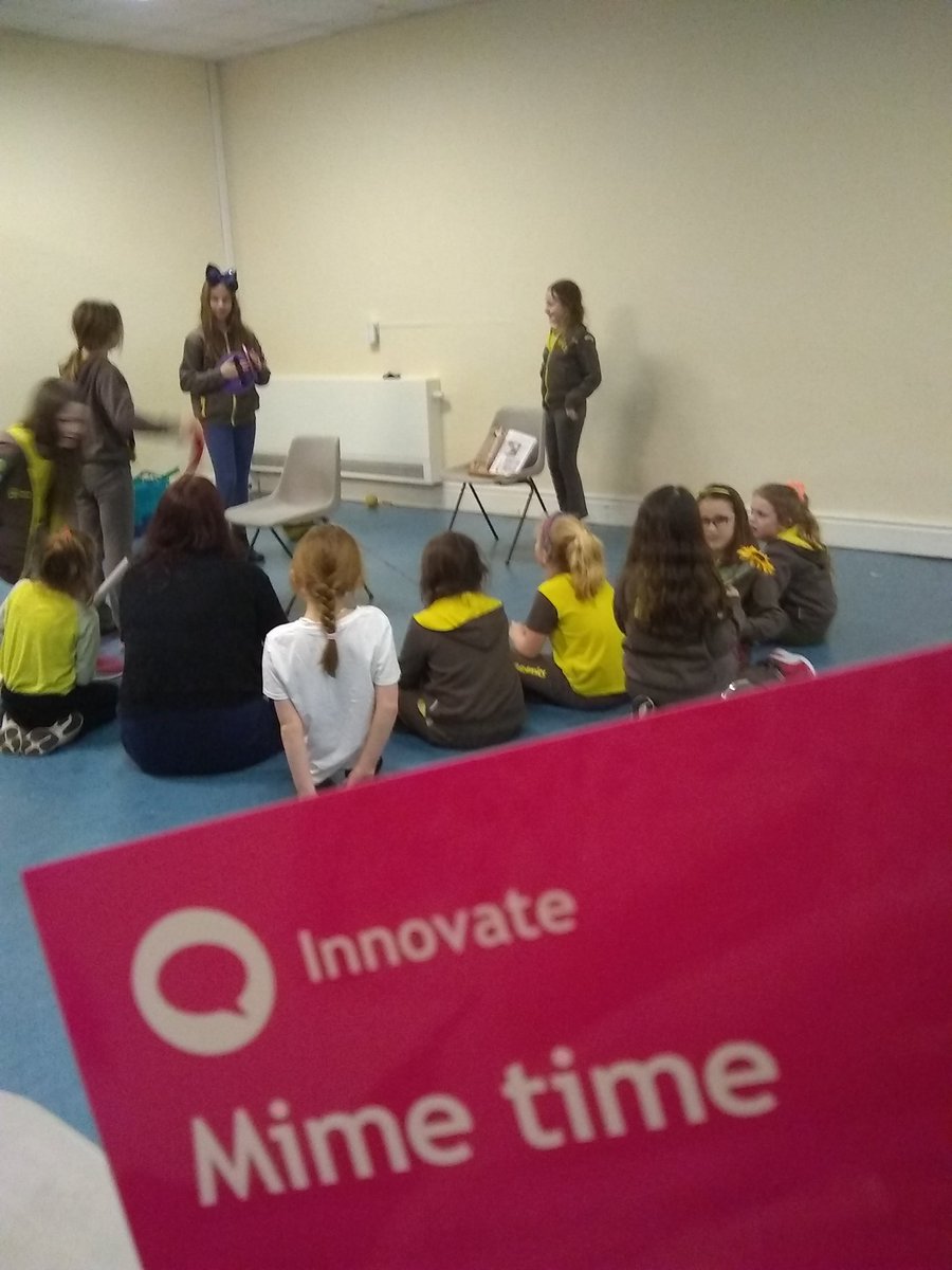 21strossendale's tweet photo. Starting our next skills builder: Innovate. The girls did a fantastic job! #girlshavefun #girlguidesnwe https://t.co/ALXeVeL6N9