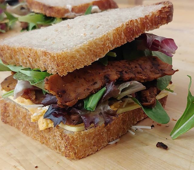 BakedLoveHTX's tweet photo. Nom nom nom. Finally back in stock at Ahh Coffee! 💕🎉😀
.
.
-- paninis w/ side of cashew queso and multi grain chips! - Herbivorous Butcher smoky ribs, cheese slices and shreds, cauliflower cheddar, greens, Tempeh bacun, mayo, all stacked on house made… https://t.co/dD2yxZ0zDT https://t.co/iZCT7VhOee