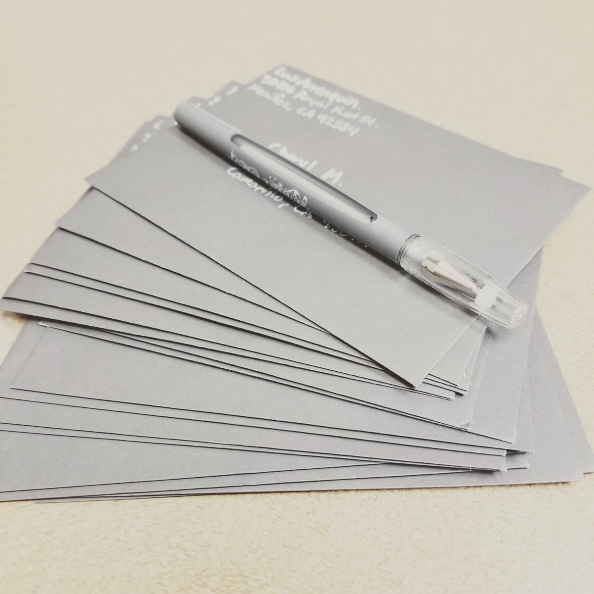 Louiebuyshouses's tweet image. Sending out marketing for one of my buyers! Who do you know that wants to #sell their #quadplex in #burbank #pasadena #glendale?