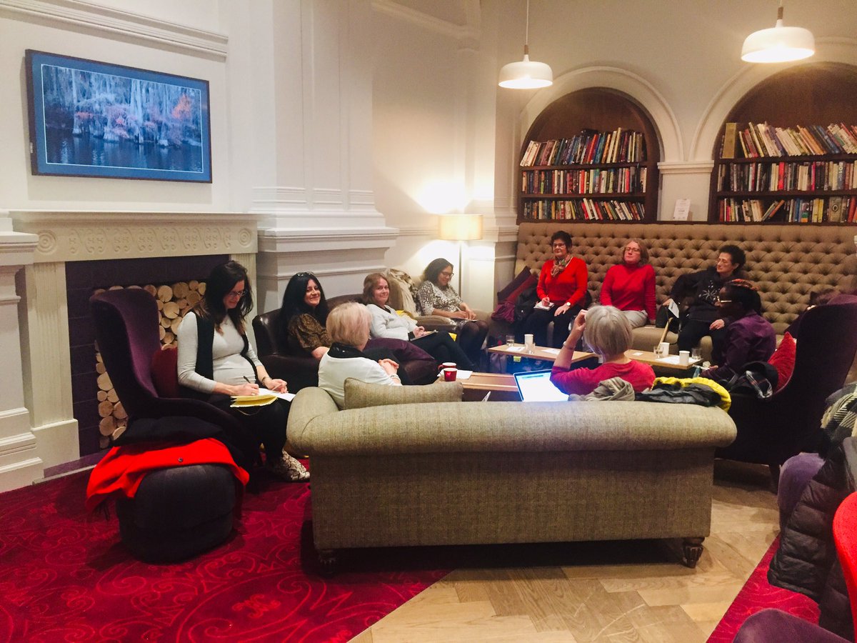 UrbanistasCDF's tweet photo. Another fabulous Urbanistas Cardiff evening of fantastic ideas and projects (thank you @MichelleAlexi15 and @SueWorrallCom ) and support at a great venue (thank you Virgin Money Lounge and @NiaAMorgan)! The follow up notes will, well, follow...

See you all again soon! 🤩👍🥰 https://t.co/nrvJiNO5Nu