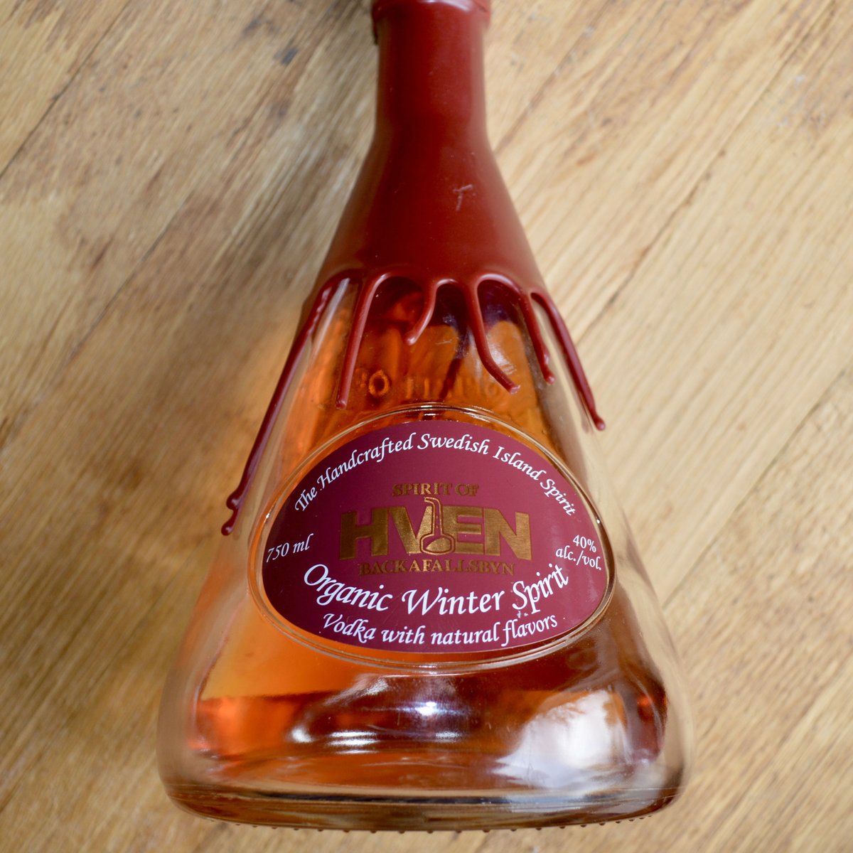 LiquidCultured's tweet photo. Organic Winter Spirit from @Spiritofhven captures the flavors of the Winter season, including spicy cinnamon, hot cloves and sweet oranges...Beat the cold and #tryswedish!!!
.
#liquidcultureatl #preissbrands #spiritofhven #Julen #julbord #julmys #hven #ven #visitven #sweden https://t.co/1sAK51MnTV