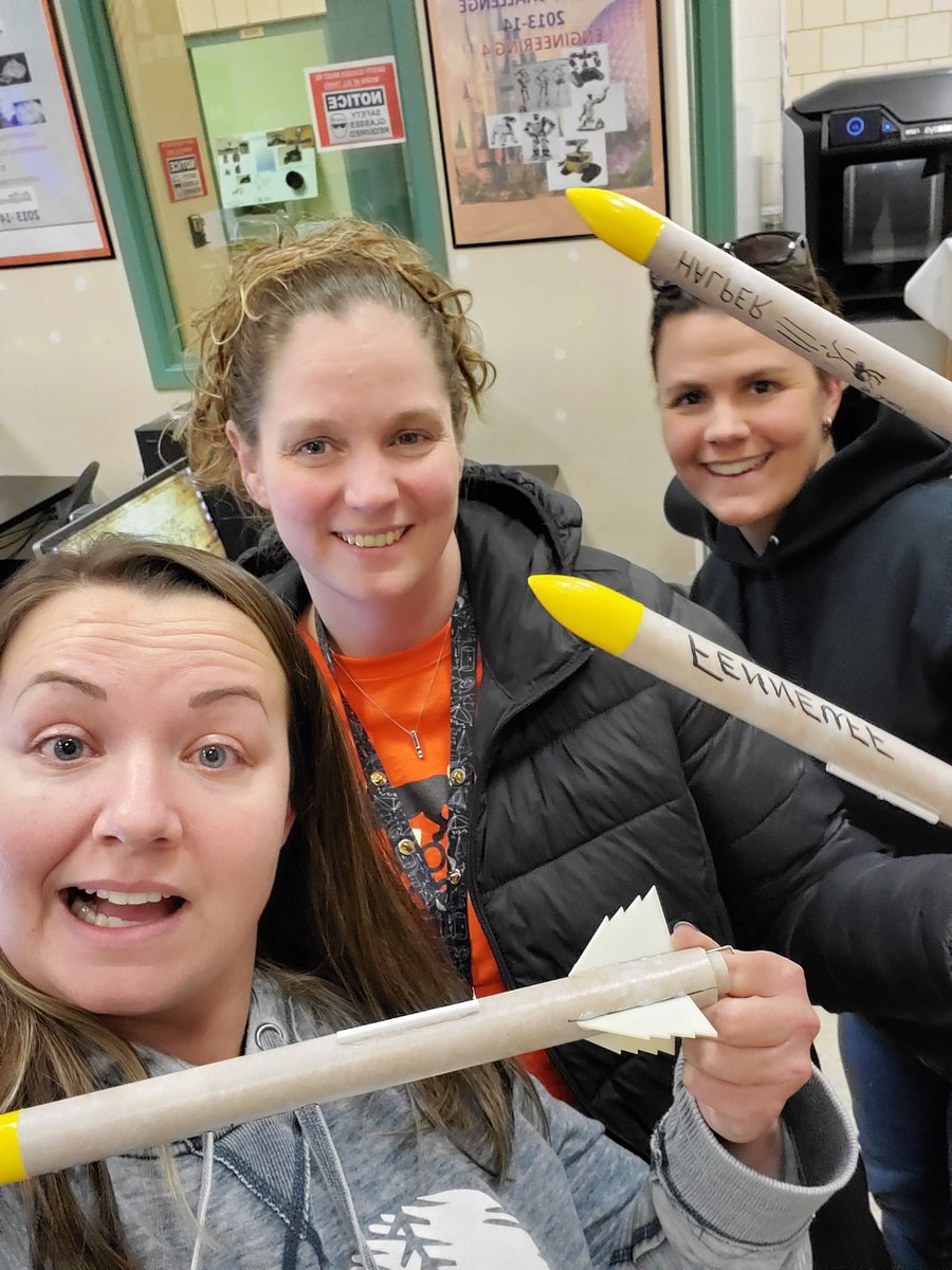 MsFenneuffMHS's tweet photo. Thank you Mr. Duplessis for a great PD day - designing fins to 3D print, building and launching rockets - who's do you think performed the best?@LShomphe @NikiHalper #CREO #STEM https://t.co/zFT709wY08
