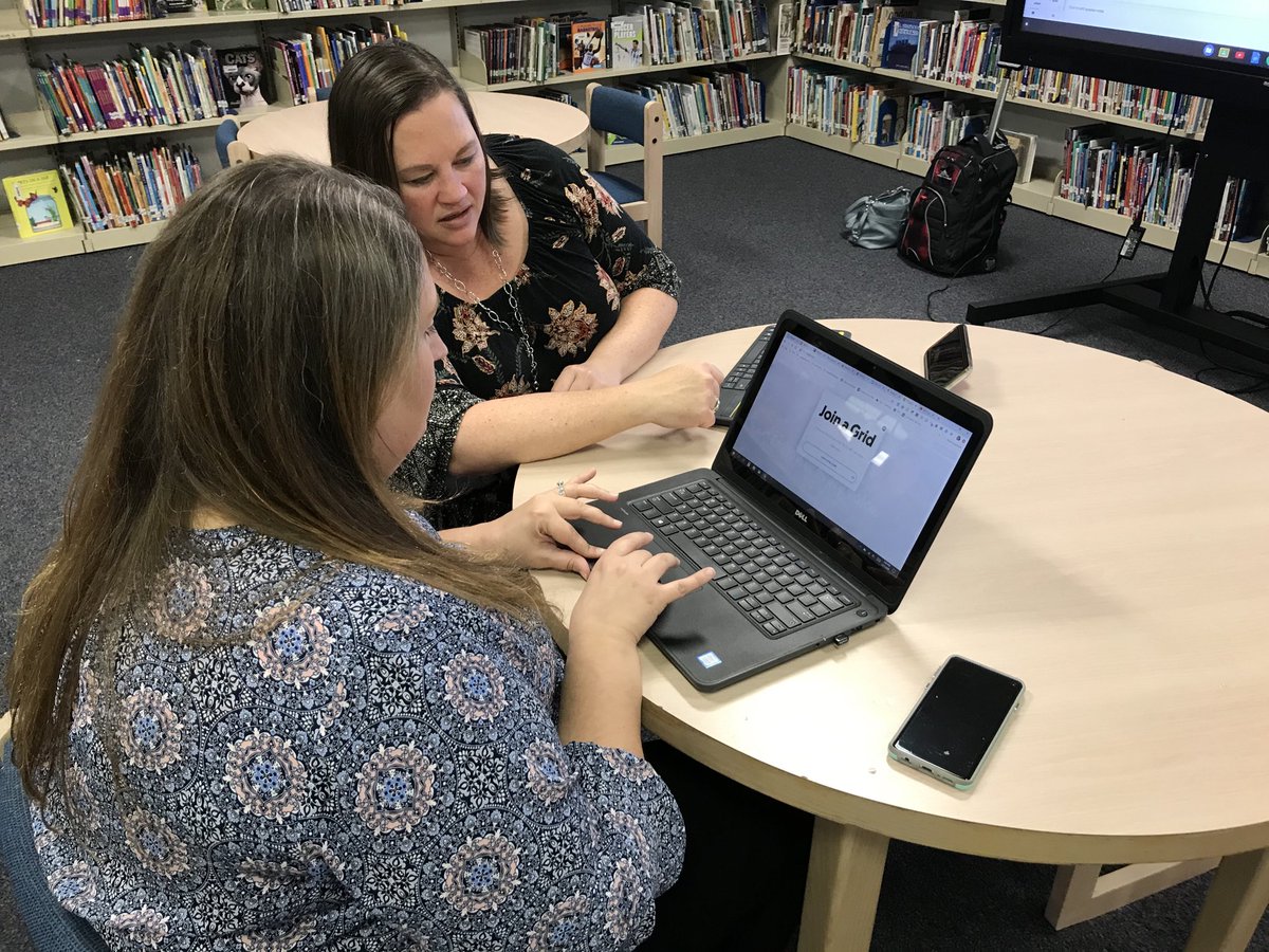 GISDDigiLearn's tweet photo. Thanks ⁦@charli34⁩ for sharing ⁦@Flipgrid⁩ formative assessment goodness with teachers ⁦@Village_Elem⁩ today! #gisdedtech via @DLCoachSandy https://t.co/eF1Q0jNYXb