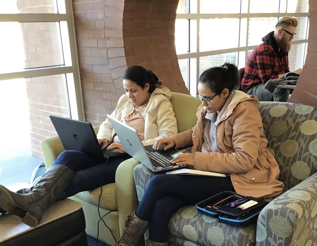 NashvilleState's tweet photo. Welcome back, NSCC students! It’s the first day of the Spring 2020 semester. This semester is the time for classes and new learning opportunities, Spring Fling, concerts, award and pinning ceremonies, and Commencement. #NSCCspring2020 https://t.co/D8qHDZA1BL
